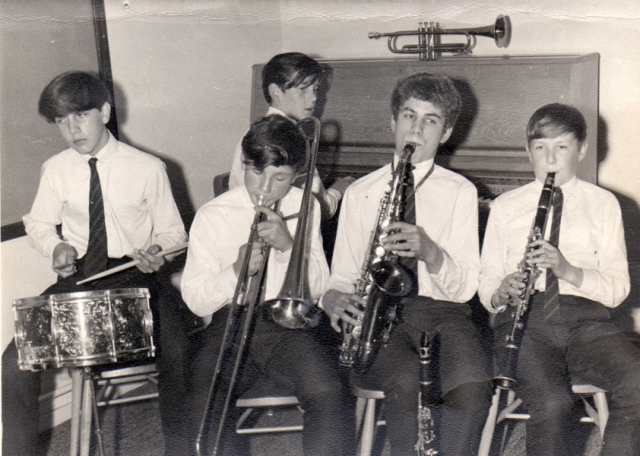 Richard 14 with the Yeti Stompers Bushey Grammar sch. 1965